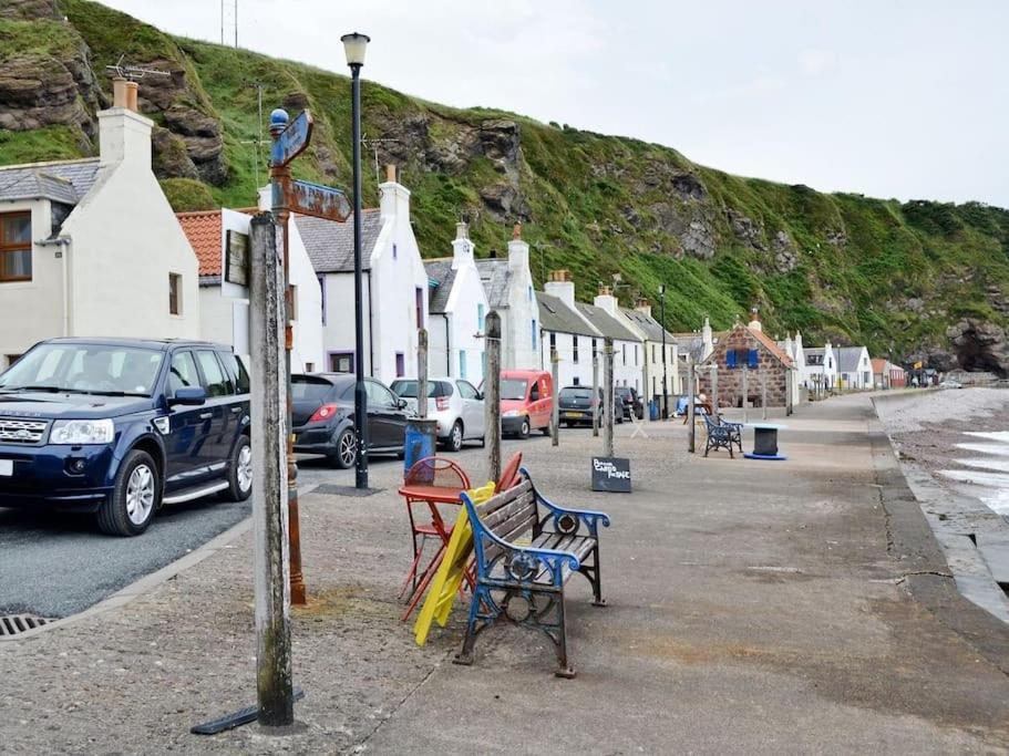 Fisherman'S Cottage In Pennan Esterno foto